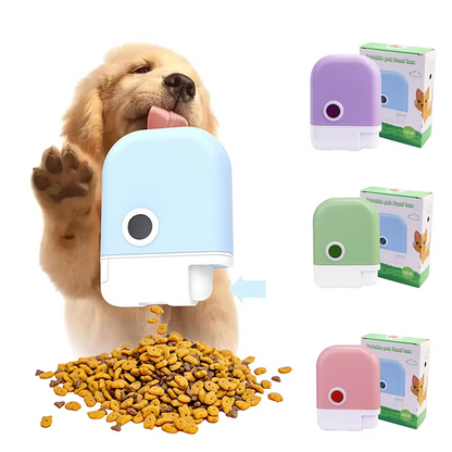 Portable Mini Pet Treat Dispenser