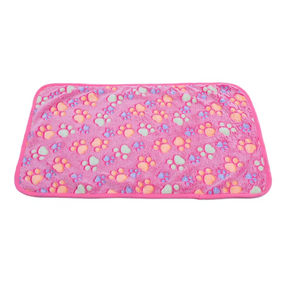 Soft Plush Paw Print Pet Blanket for Dogs