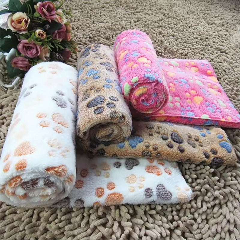 Soft Plush Paw Print Pet Blanket for Dogs